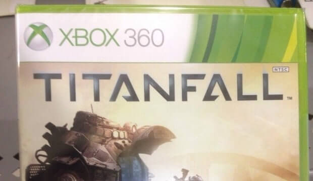 Inside & outside images of Titanfall Xbox 360 case – Hard drive required, 1GB installation